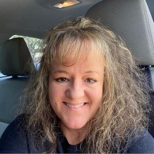 Meet your Posher, Kendra